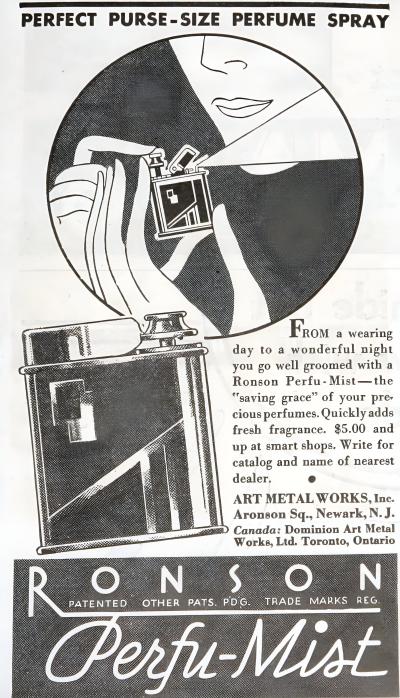 Malles Louis Vuitton en zinc, cuivre et aluminium 