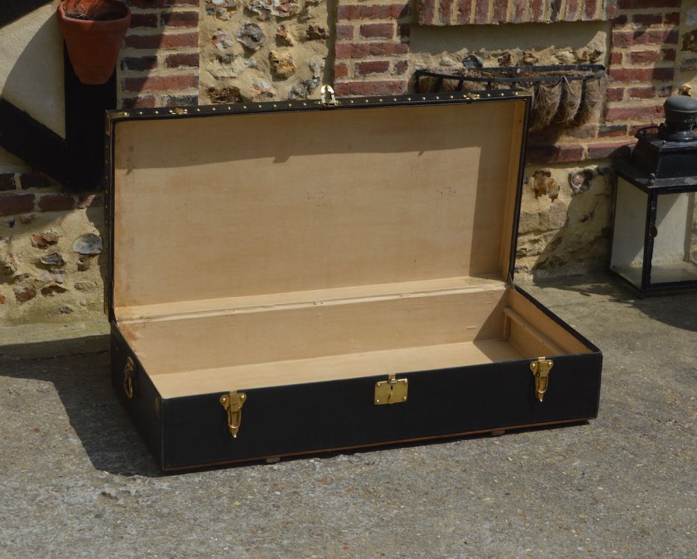 Black Louis Vuitton Motoring Trunk, Louis Vuitton Trunk, Vuitton