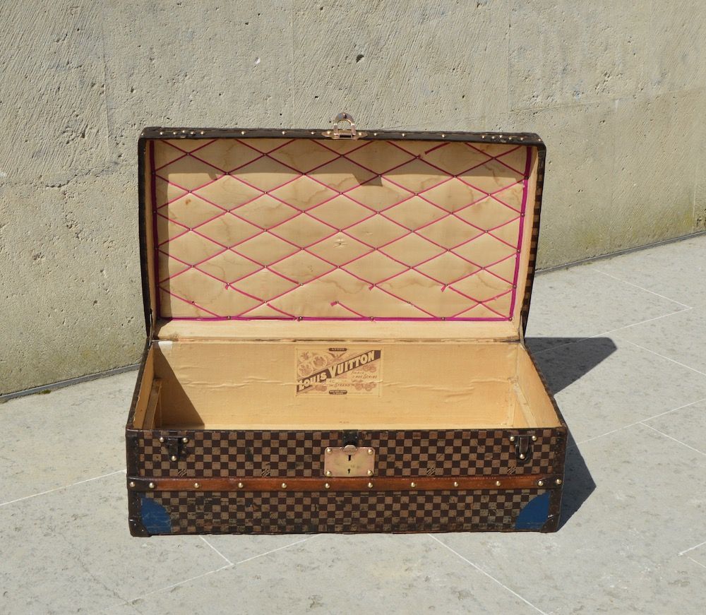 Antique Trunk in Damier Canvas from Louis Vuitton, 1900 for sale