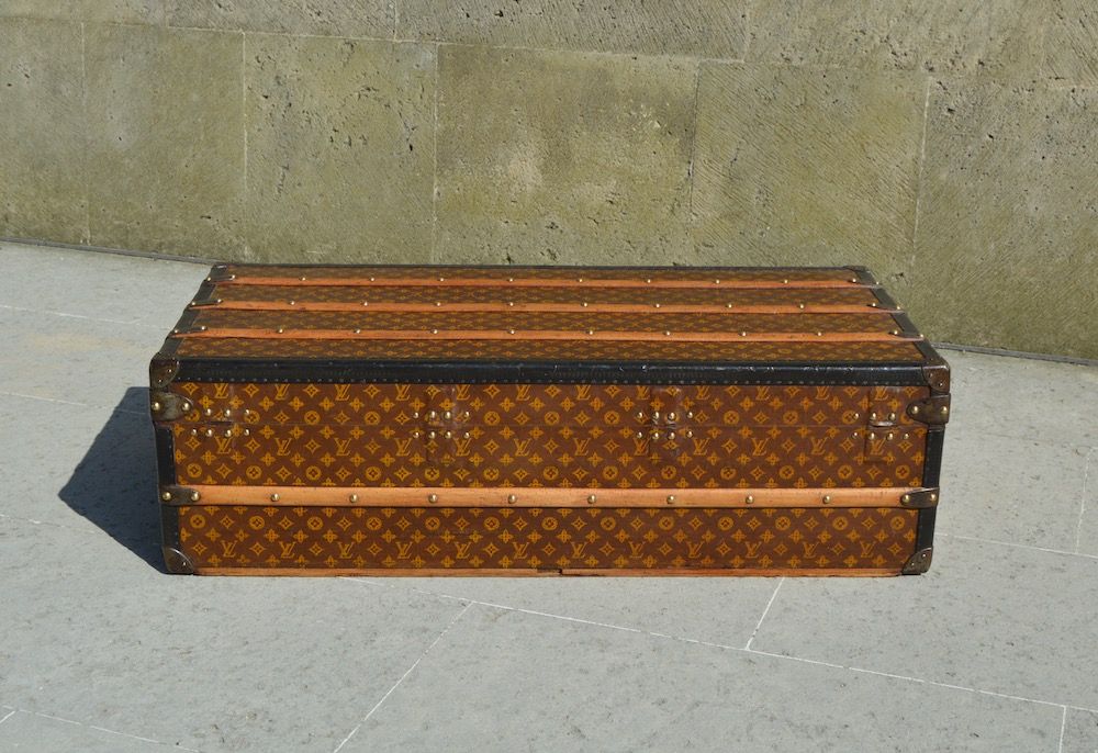 coffee table louis vuitton steamer trunk