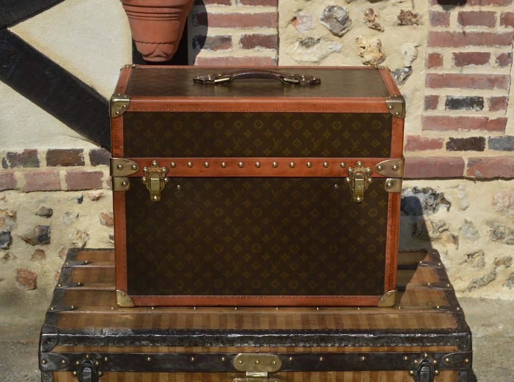 Louis Vuitton Library Trunk - Baggage Collection