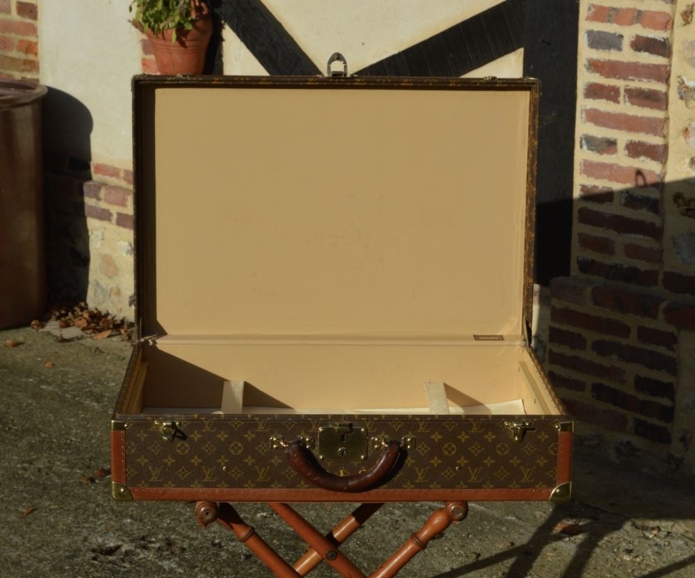 Louis Vuitton Bisten Suitcase 369914