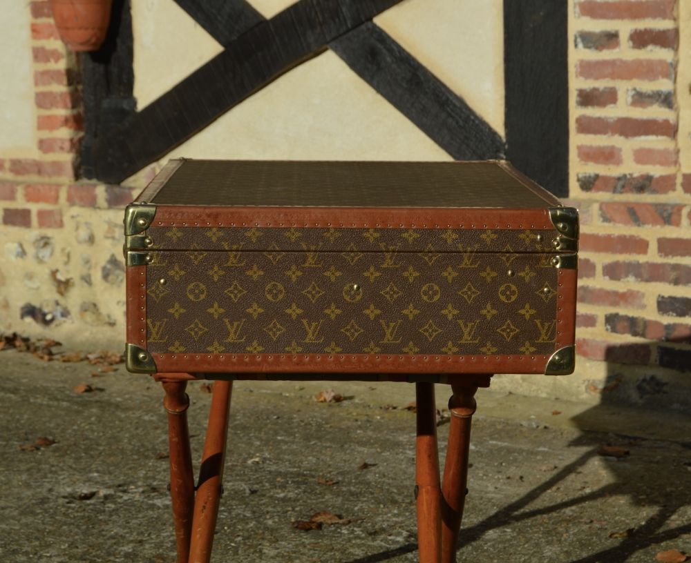 Louis Vuitton Monogram Canvas Bisten 70 Suitcase Louis Vuitton