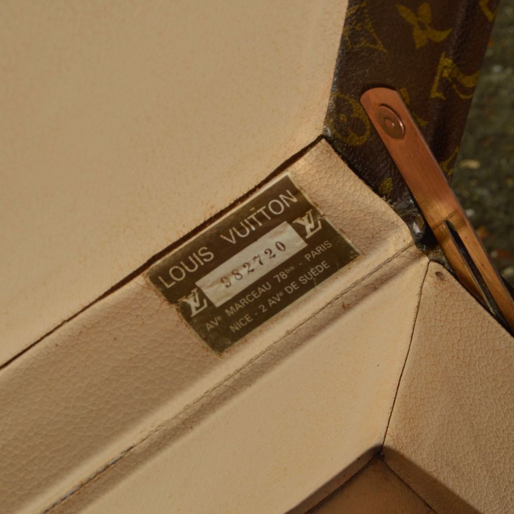 Valise Louis Vuitton Cotteville 45 d'occasion, parfait état, clef  d'origine