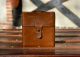 Etui en cuir pour trois flacons