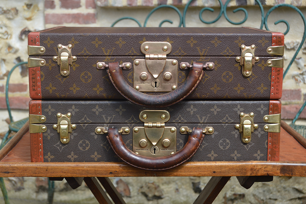 Louis Vuitton trunk the first fabrics of the brand - Baggage Collection