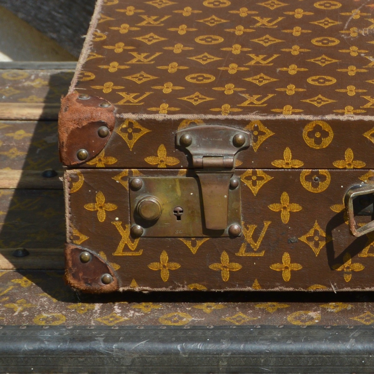 vuitton luggage lock