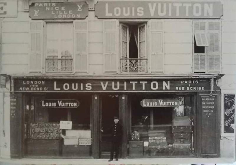 Louis VUITTON rue Scribe