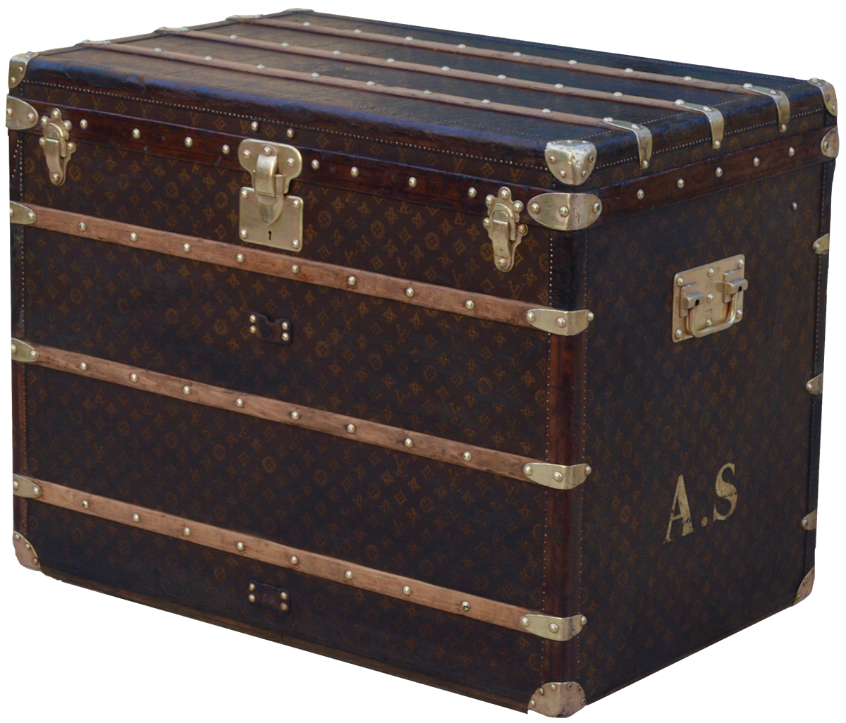 Louis vuitton trunk hi-res stock photography and images - Alamy